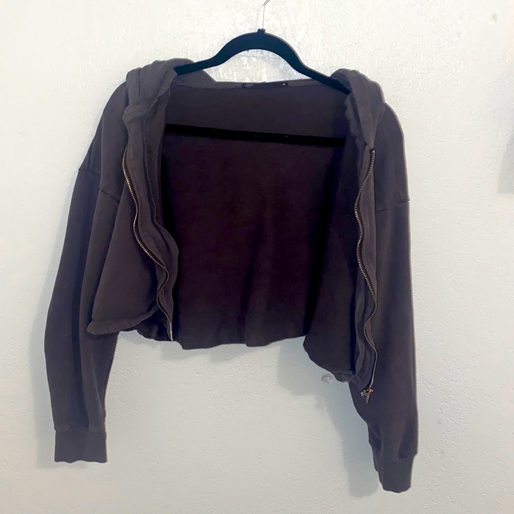 Cute gray crop top sweater